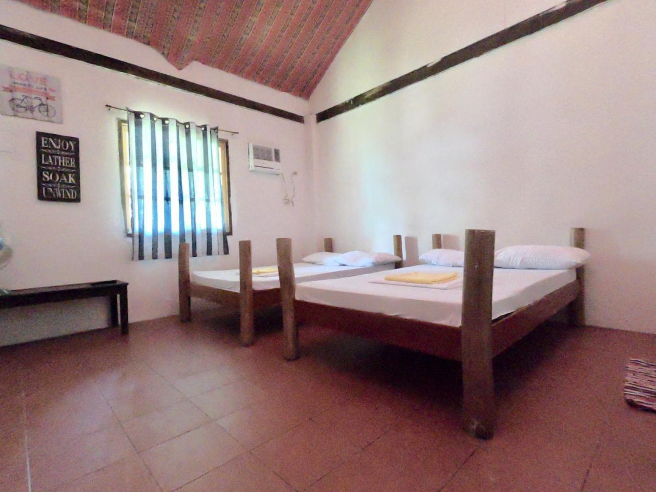 Hôtel North Shore Surf Camp à Baler Extérieur photo